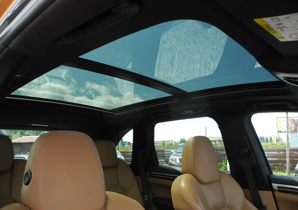 Porsche Cayenne cena 204999 przebieg: 222000, rok produkcji 2014 z Kalisz Pomorski małe 277